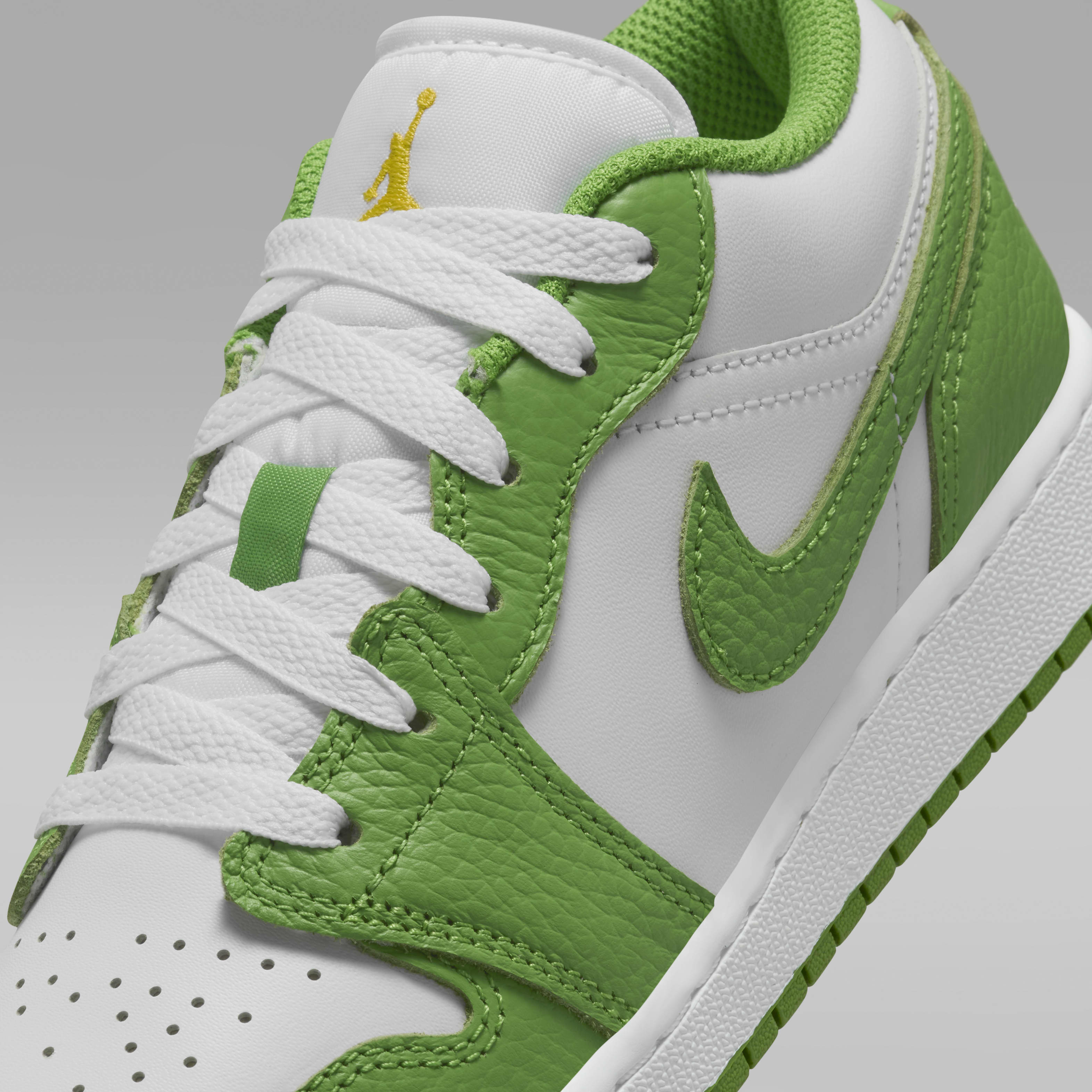 Air jordan 1 low big kids hotsell
